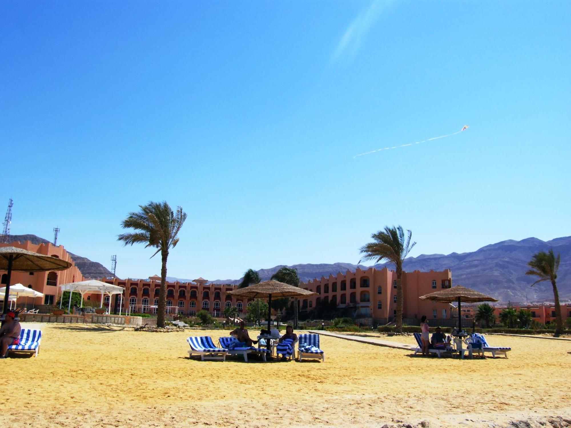 Dome Marina Hotel & Resort Ain Sokhna Ain Sukhna Exterior photo